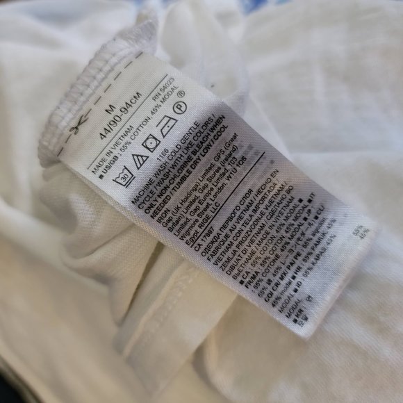 Banana Republic Lightweight Crewneck Short Sleeve Tee with Contrast Collar Med - Picture 10 of 10